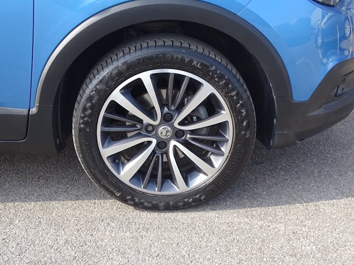 Blue Vauxhall Crossland X 1.2 Turbo Ecotec Elite Euro 6 (s/s) 5dr 2018