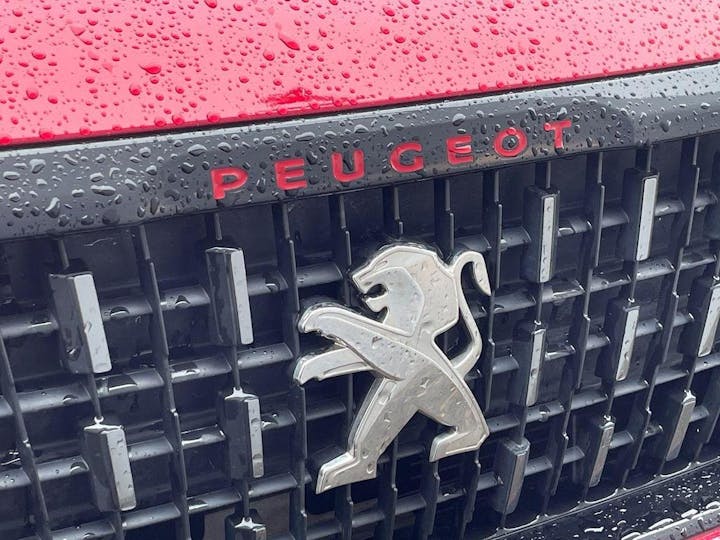 Red Peugeot 2008 1.2 Puretech GT Line Eat Euro 6 (s/s) 5dr 2017