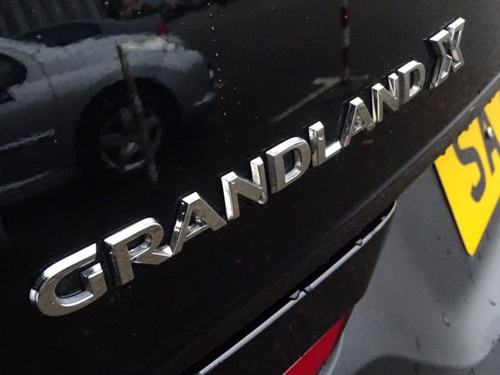Black Vauxhall Grandland X 1.2 Turbo SRi Nav Euro 6 (s/s) 5dr 2020