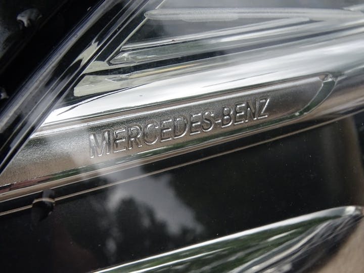 Black Mercedes-Benz A Class 1.6 A200 Whiteart 7g-dct Euro 6 (s/s) 5dr 2018