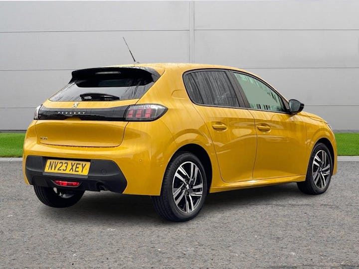 Yellow Peugeot 208 1.2 Puretech Active Premium + Euro 6 (s/s) 5dr 2023