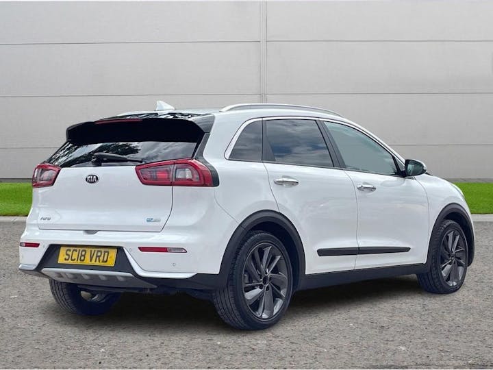 White Kia Niro 1.6h Gdi 3 Dct Euro 6 (s/s) 5dr ( 16in Alloy) 2018