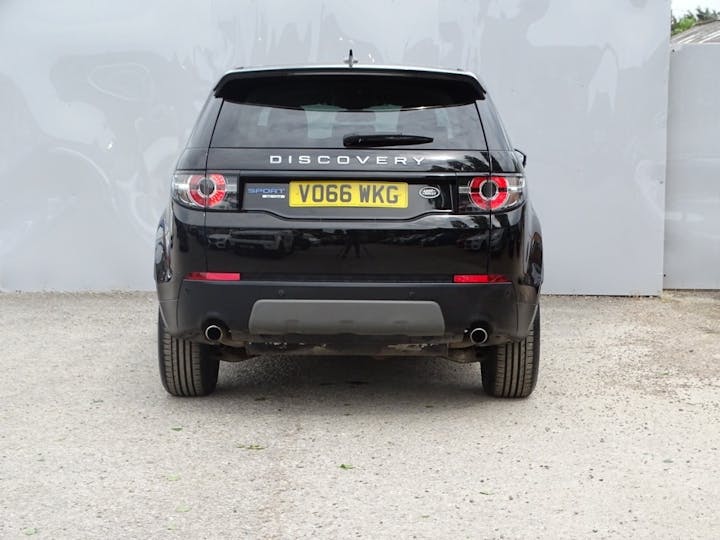 Black Land Rover Discovery Sport Td4 SE Tech 2016