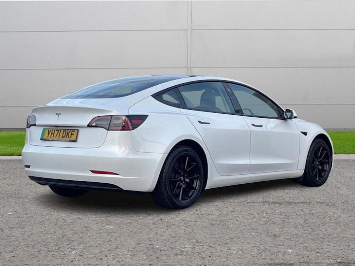 White Tesla Model 3 Standard Range Plus Auto Rwd 4dr 2021