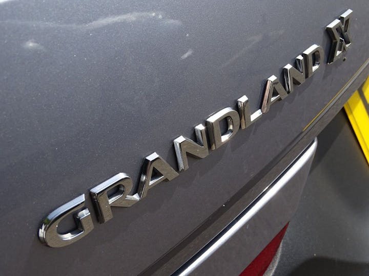 Grey Vauxhall Grandland X 1.2 Turbo SRi Nav Auto Euro 6 (s/s) 5dr 2020