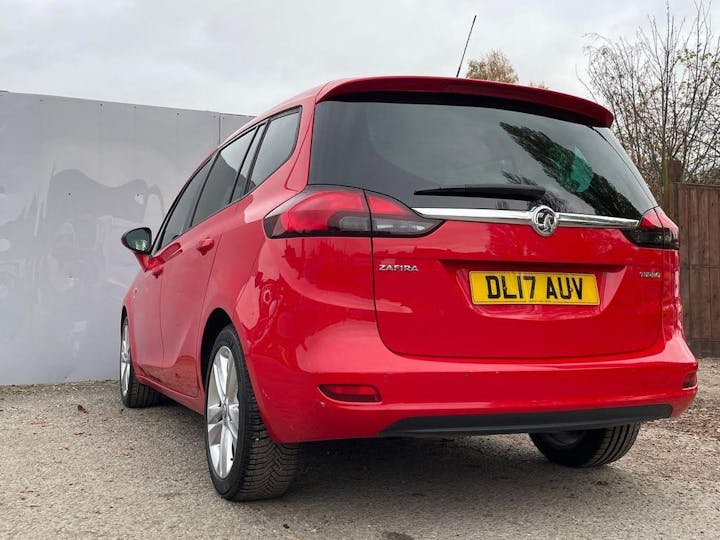 Red Vauxhall Zafira Tourer 1.4i Turbo SRi Euro 6 5dr 2017