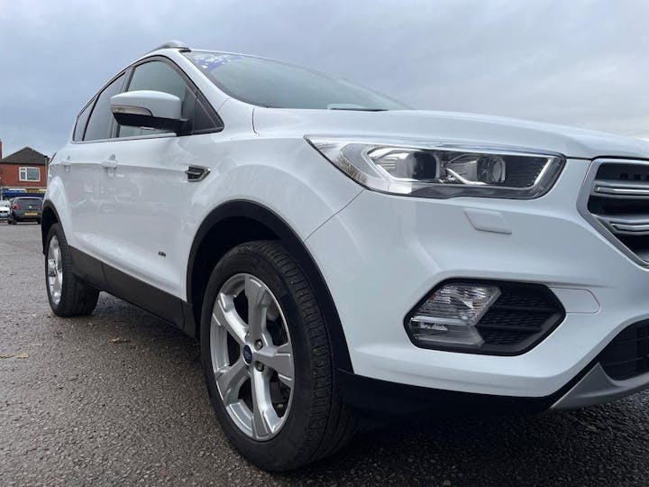 White Ford Kuga 1.5t Ecoboost Titanium X Auto Awd Euro 6 (s/s) 5dr 2018