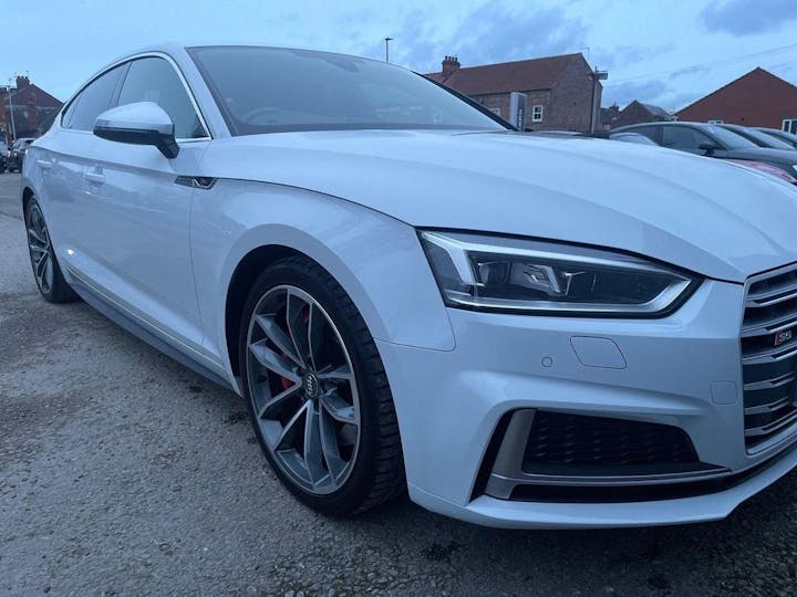 White Audi S5 3.0 TFSI V6 Sportback Tiptronic Quattro Euro 6 (s/s) 5dr 2018