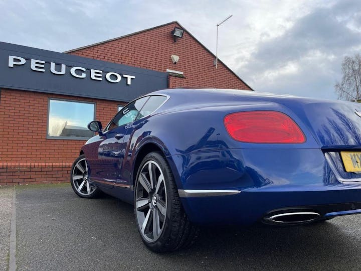 Blue Bentley Continental 6.0 Flexfuel GT Auto 6spd 4wd Euro 5 2dr 2011