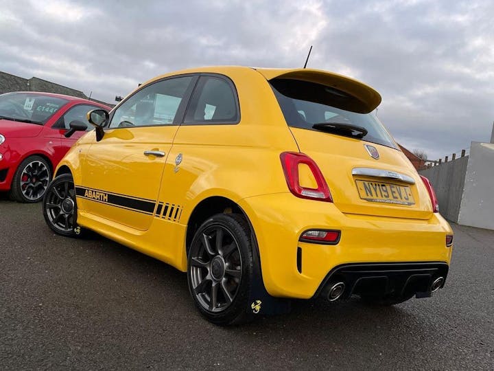 Yellow Abarth 595 1.4 T-jet 70th Euro 6 3dr 2019