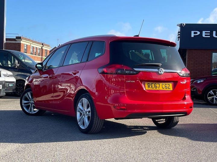 Red Vauxhall Zafira Tourer 1.4i Turbo SRi Nav Euro 6 5dr 2017