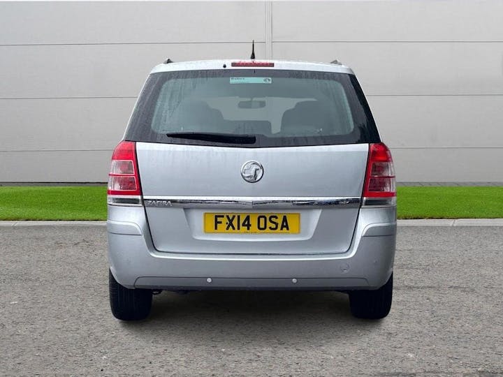 Silver Vauxhall Zafira 1.8 16V Exclusiv Euro 5 5dr 2014