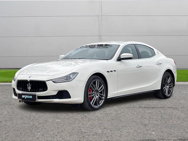 White Maserati Ghibli 3.0d V6 Zf Euro 5 (s/s) 4dr 2017