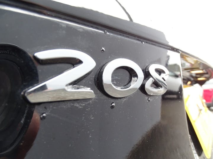 Black Peugeot 208 S/S Tech Edition 2019