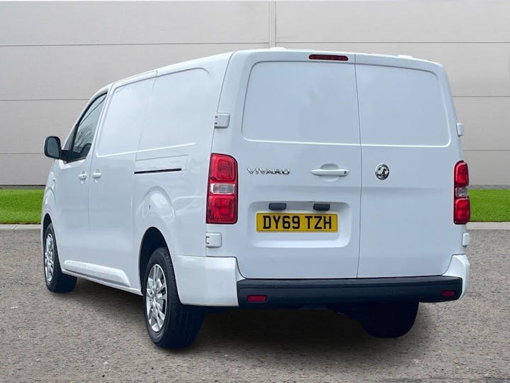 White Vauxhall Vivaro 2.0 Turbo D 3100 Sportive L2 H1 Euro 6 (s/s) 5dr 2019