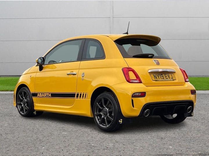 Yellow Abarth 595 1.4 T-jet 70th Euro 6 3dr 2019