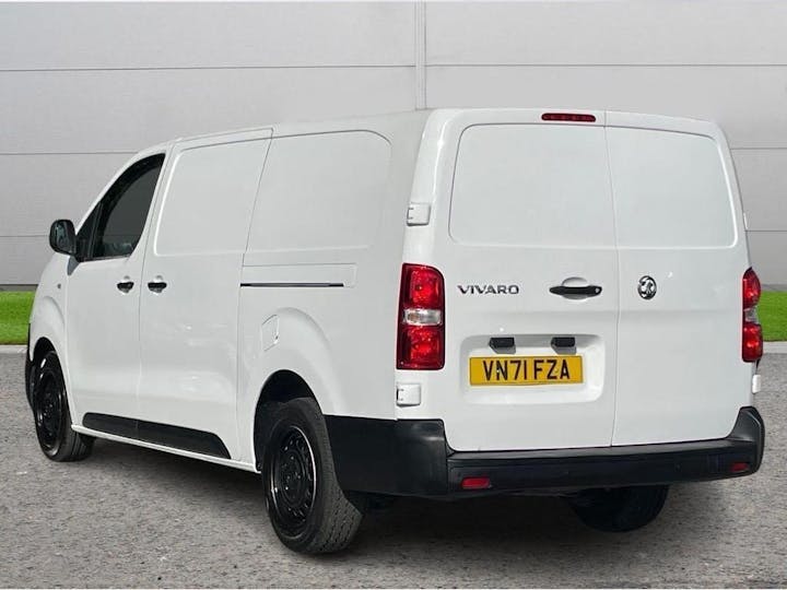 White Vauxhall Vivaro 1.5 Turbo D 2900 Dynamic L2 H1 Euro 6 (s/s) 6dr 2022