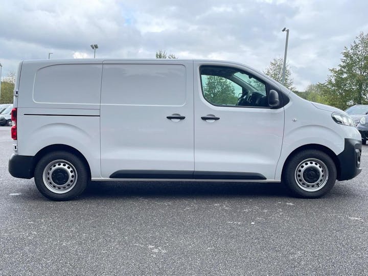 White Vauxhall Vivaro E 3100 75kwh Prime Auto L2 H1 6dr (7.4kw Charger) 2023