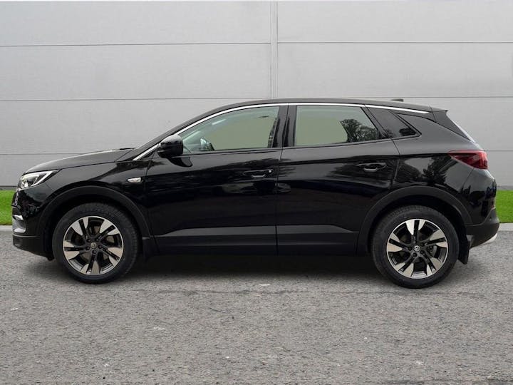 Black Vauxhall Grandland X 1.2 Turbo Sport Nav Auto Euro 6 (s/s) 5dr 2019