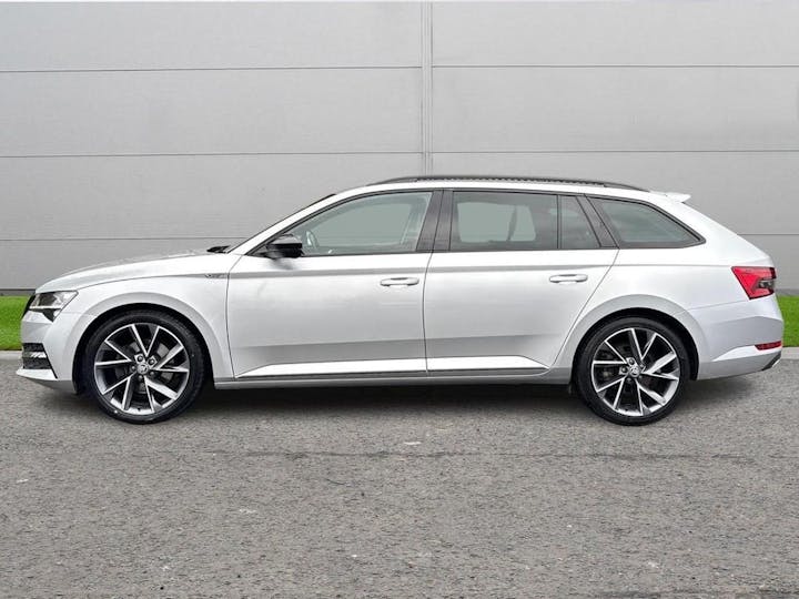 Silver ŠKODA Superb 1.5 TSI Act Sportline Plus DSG Euro 6 (s/s) 5dr 2019