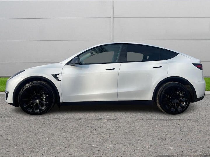 White Tesla Model Y (dual Motor) Long Range Auto 4wde 5dr 2022