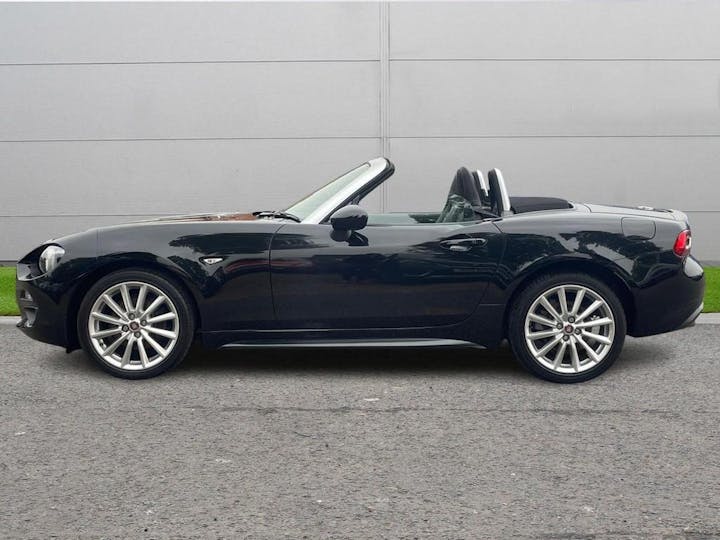 Black FIAT 124 Spider 1.4 Multiair Lusso Euro 6 2dr 2017