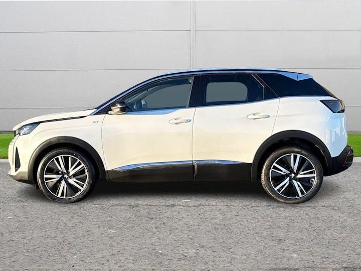 White Peugeot 3008 1.2 Puretech GT Premium Eat Euro 6 (s/s) 5dr 2022