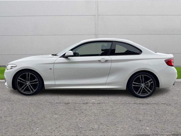 White BMW 2 Series 1.5 218i Gpf M Sport Euro 6 (s/s) 2dr 2020