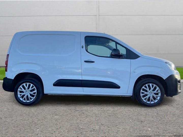 White Citroen Berlingo 1.5 Bluehdi 1000 Enterprise M Pro SWB Euro 6 (s/s) 5dr 2022