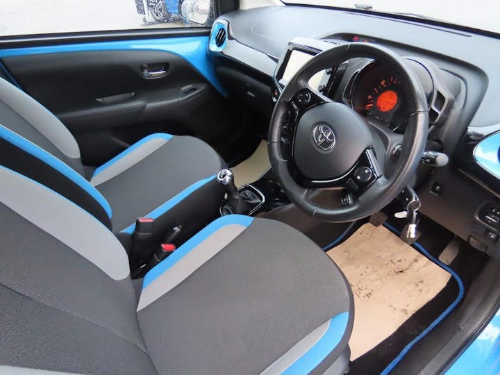 Blue Toyota Aygo 1.0 VVT-i X-cite Euro 6 5dr 2016
